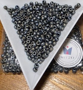 Metallic mat silvergrey 3mm 8-2002 (10g)