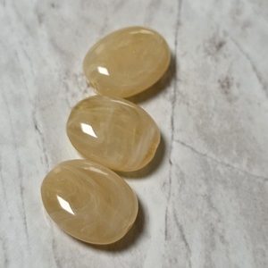 Beige bruin wit ovaal 19*15mm