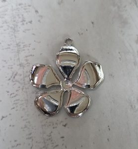 Bloem 33*29,5mm (RVS)